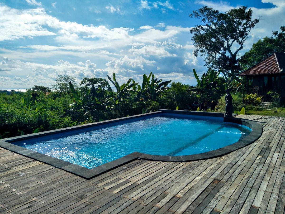 Готель Sunset Hill Lembongan Екстер'єр фото